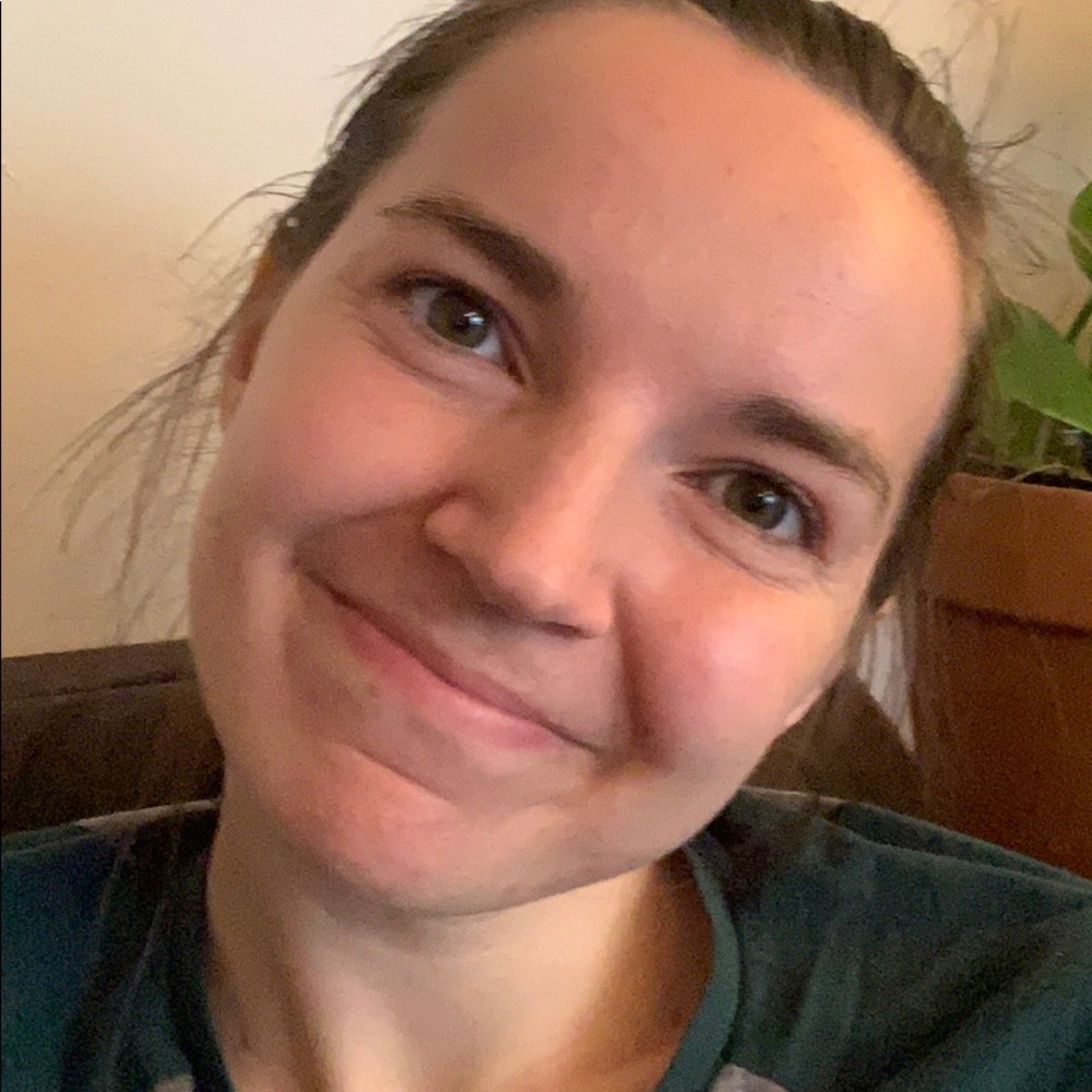 Meet your Posher, Amy